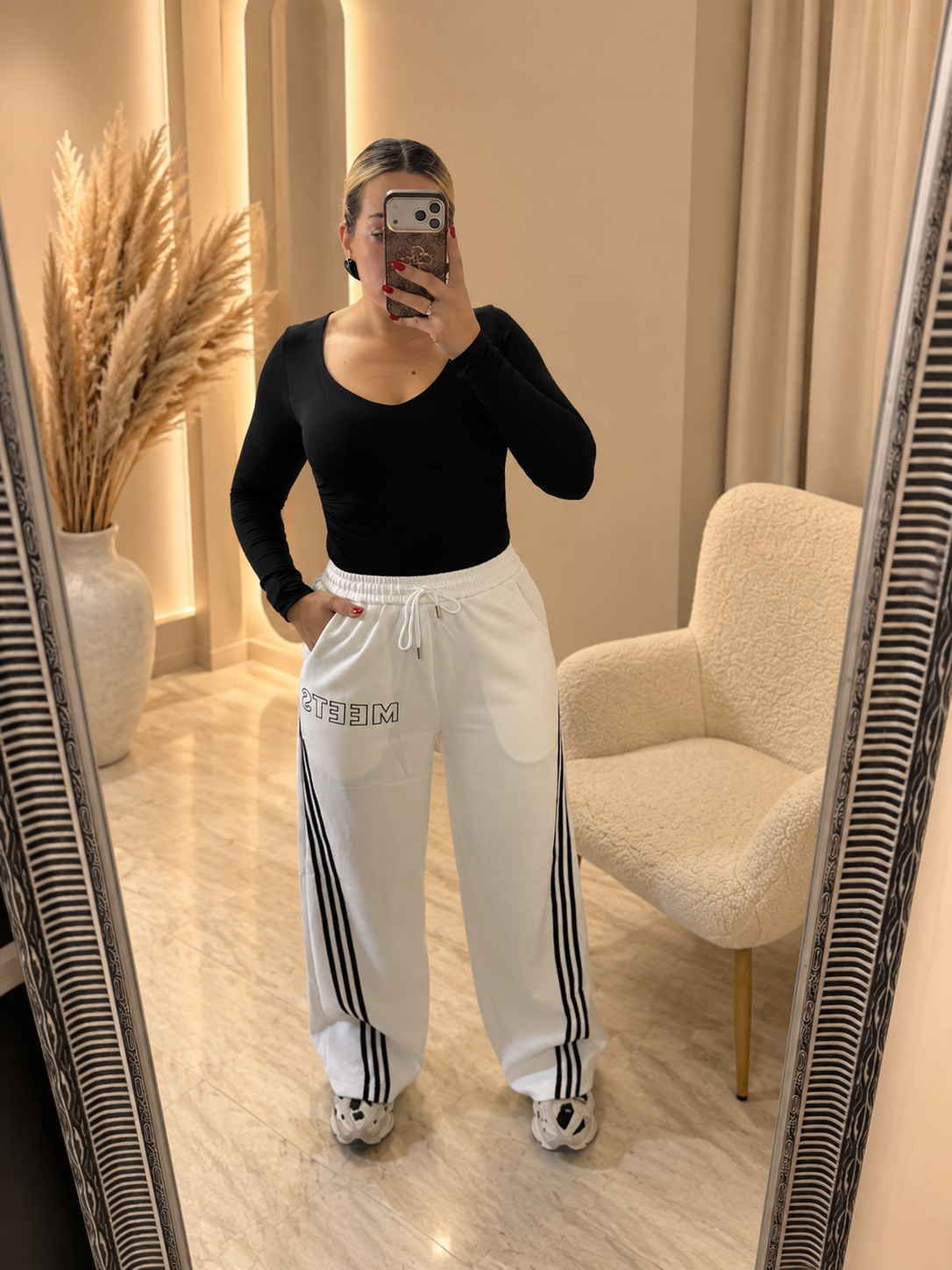 Min Glam Jogger 🎀✨