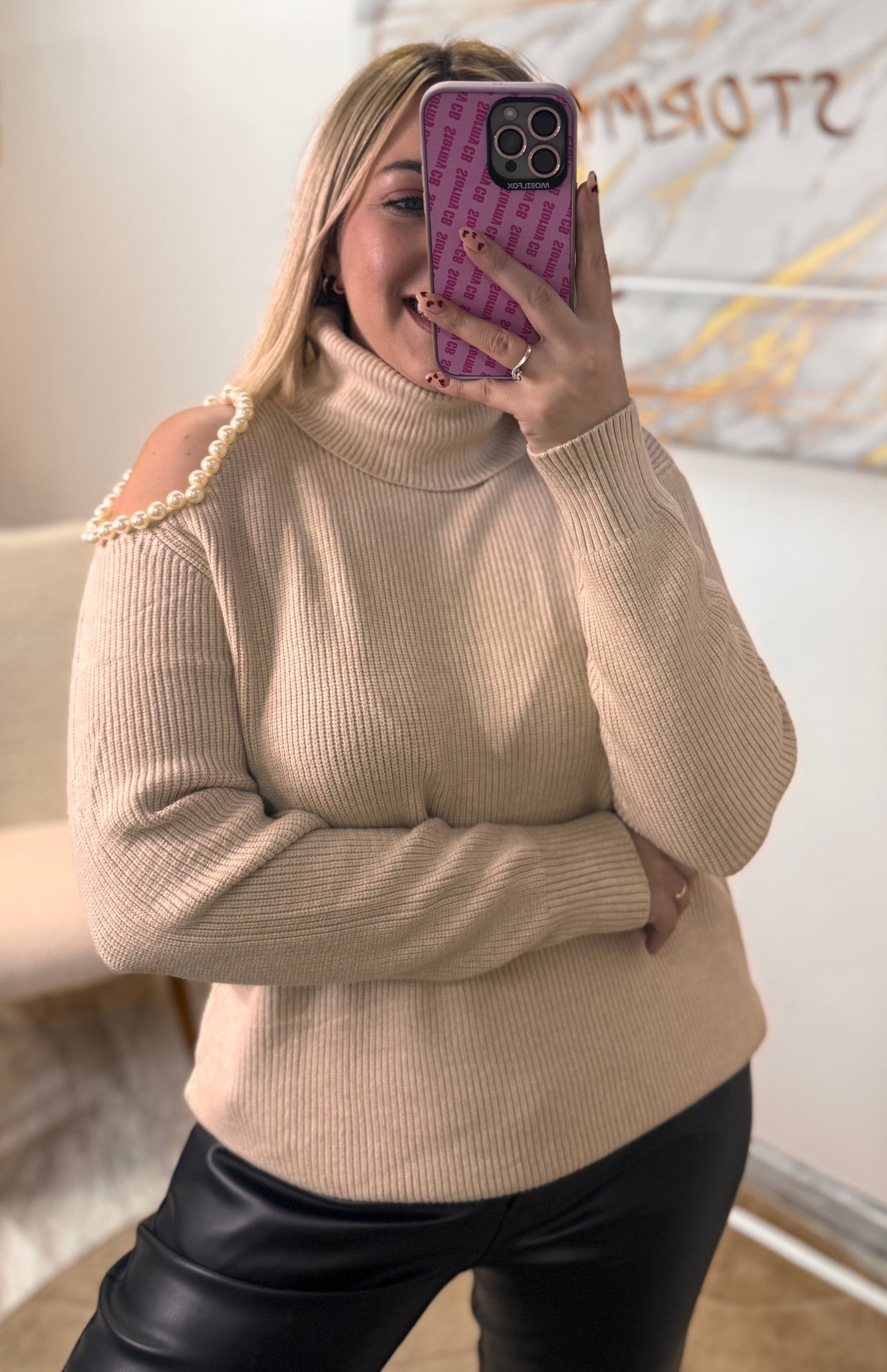 Monochrome Pearl Knit