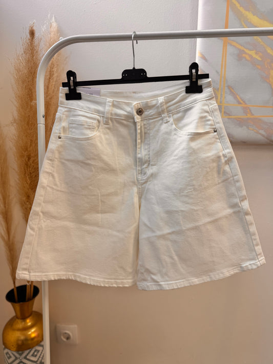 WIDE LEG WHITE VERMUDA