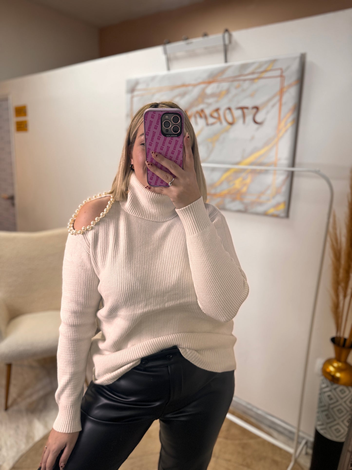 Monochrome Pearl Knit