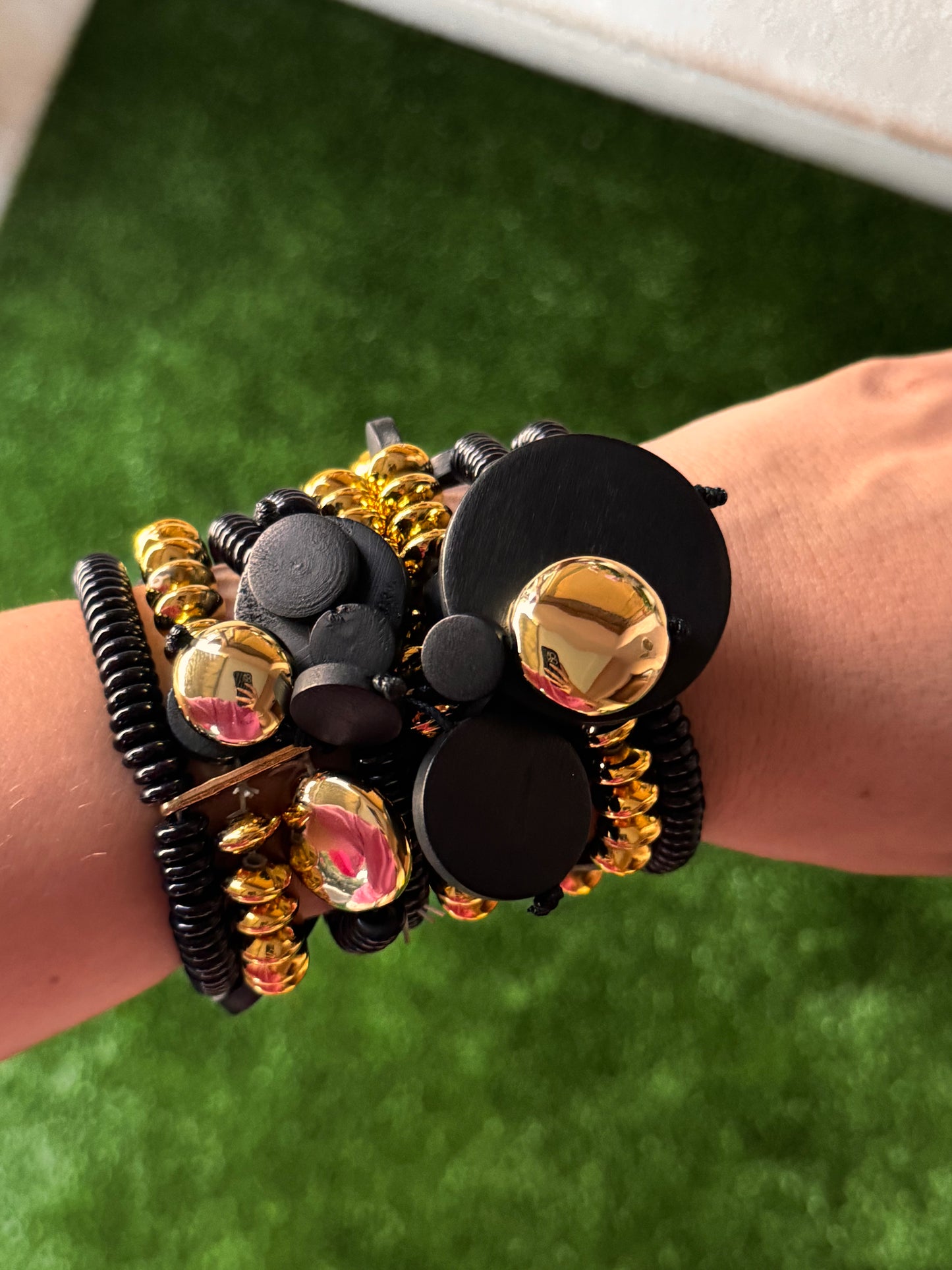 Black & Gold Elastic Bracelet