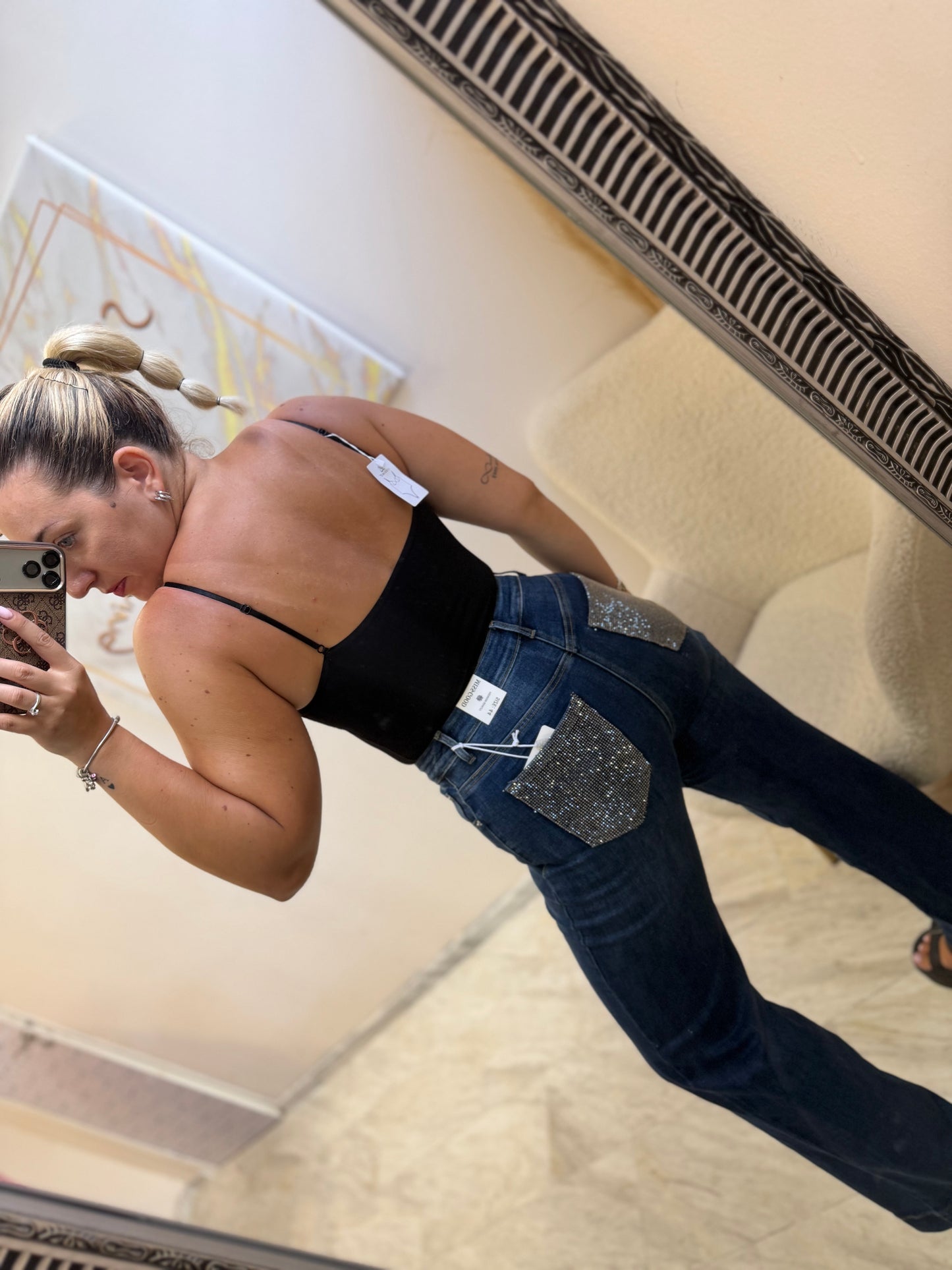 Amelia Body