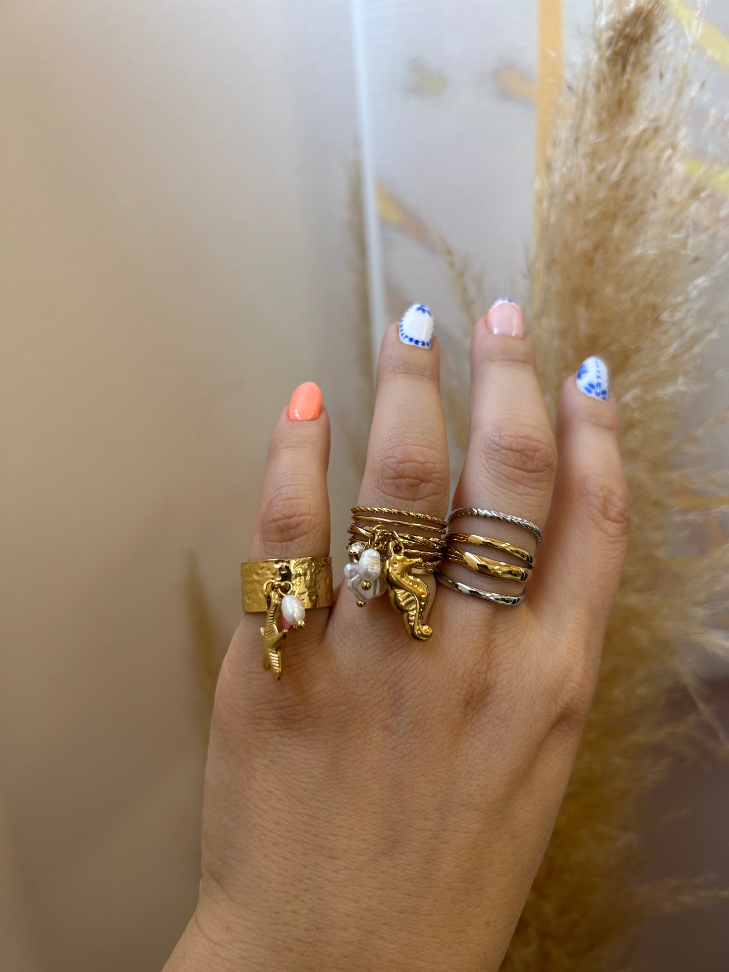 Hippocampus Gold Ring