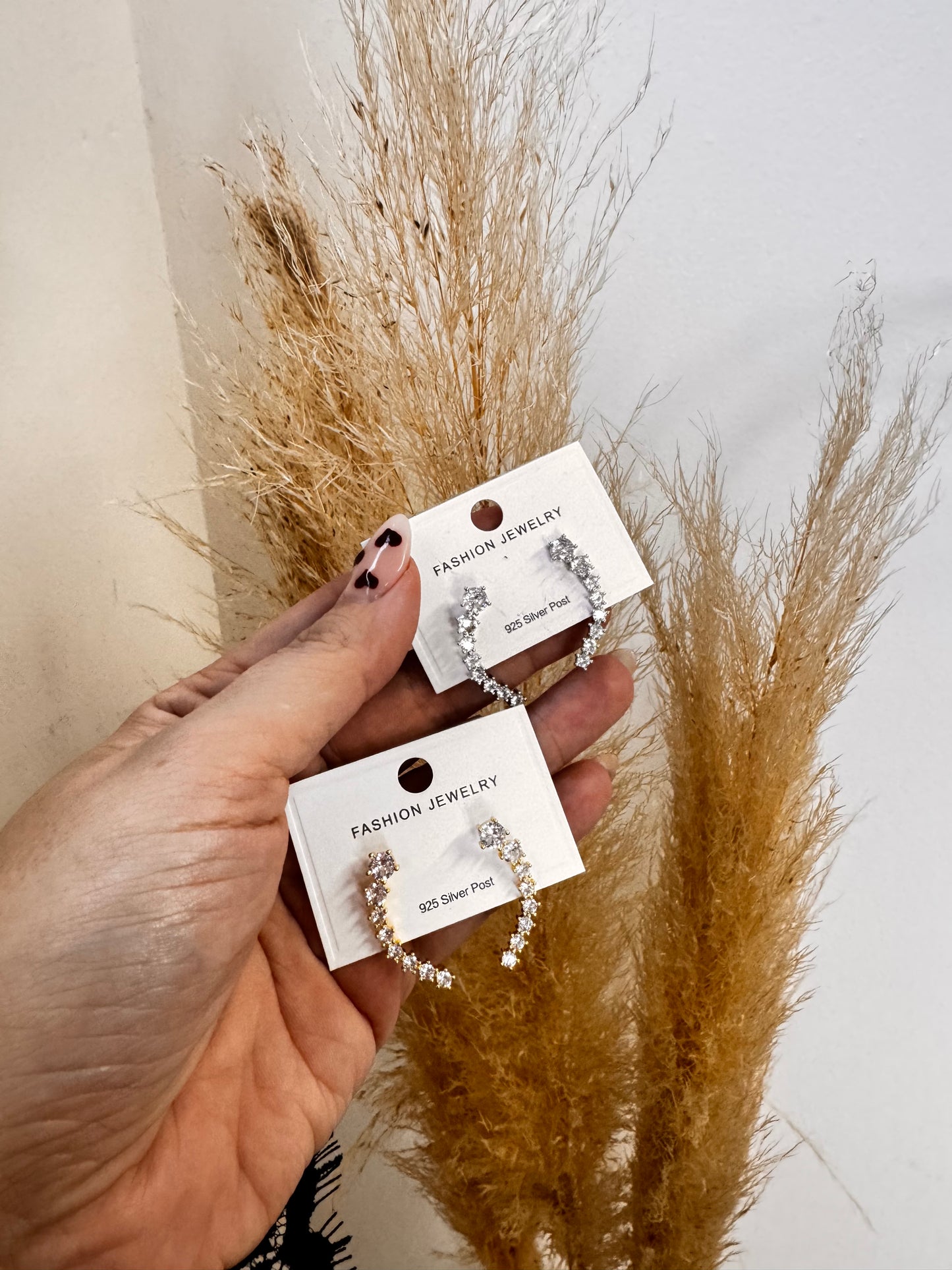 ⭐️ Star Earrings