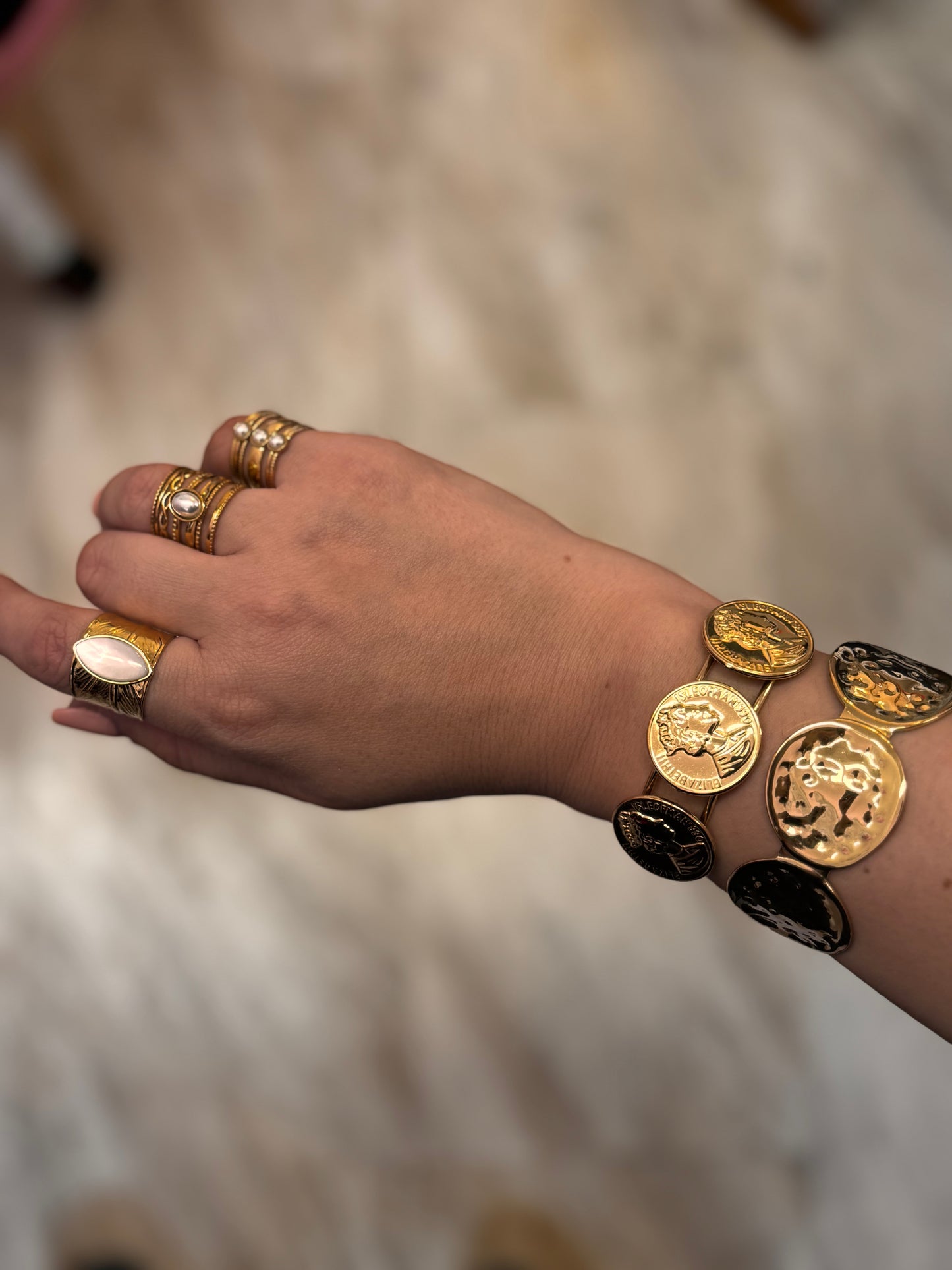 Messy Ring