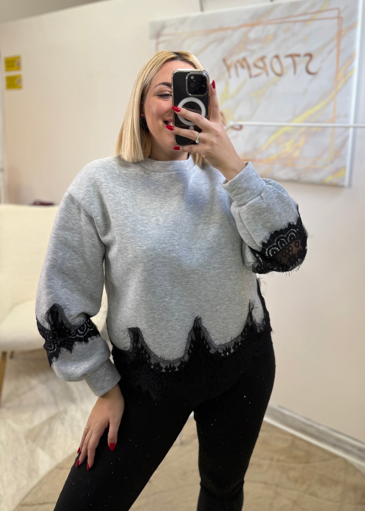 Φούτερ Δαντέλα