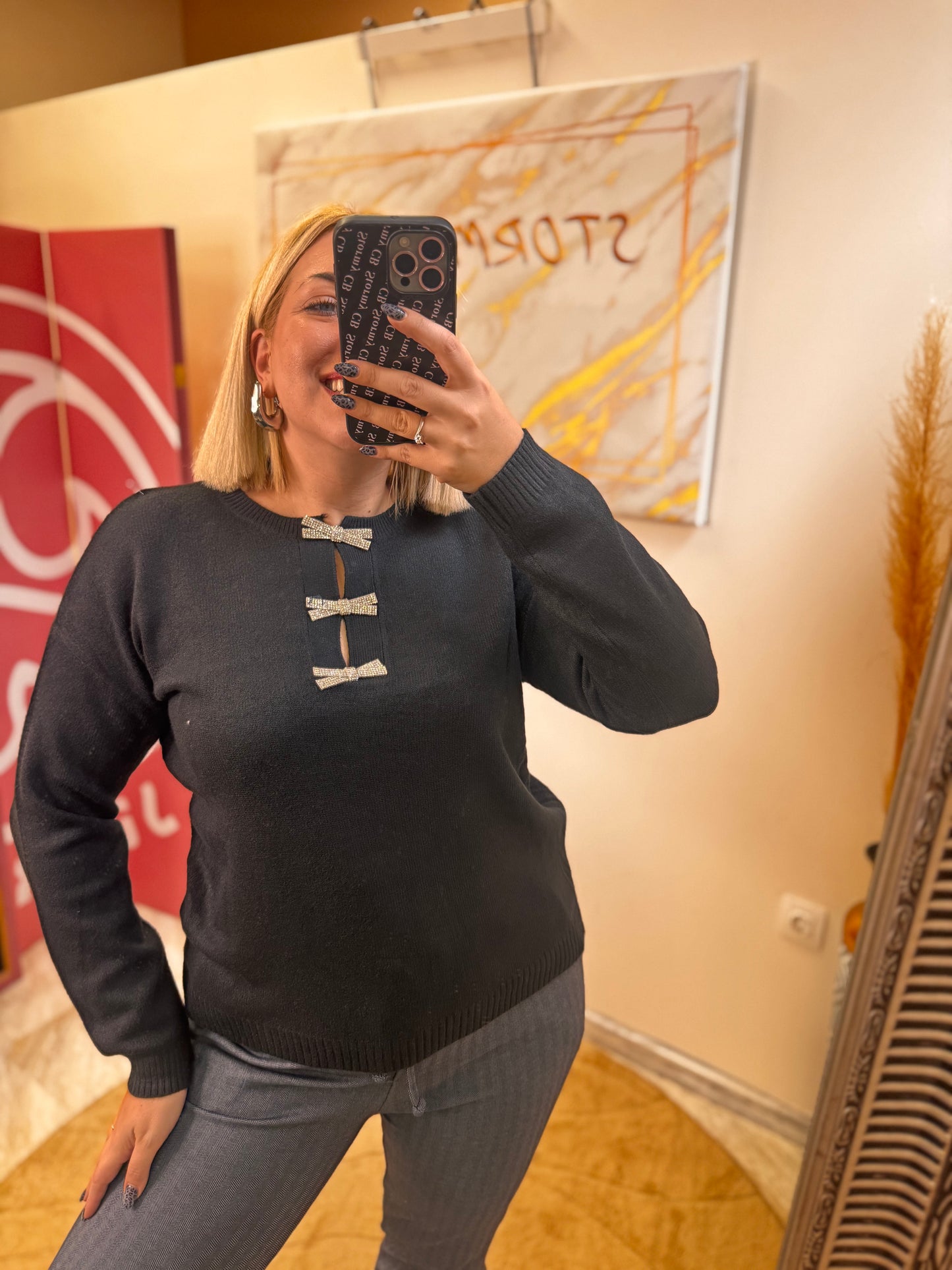 Πλεκτό με φιογκάκια