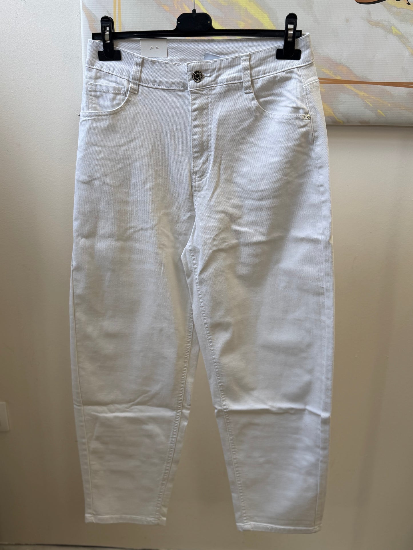Isabella mom fit Jean