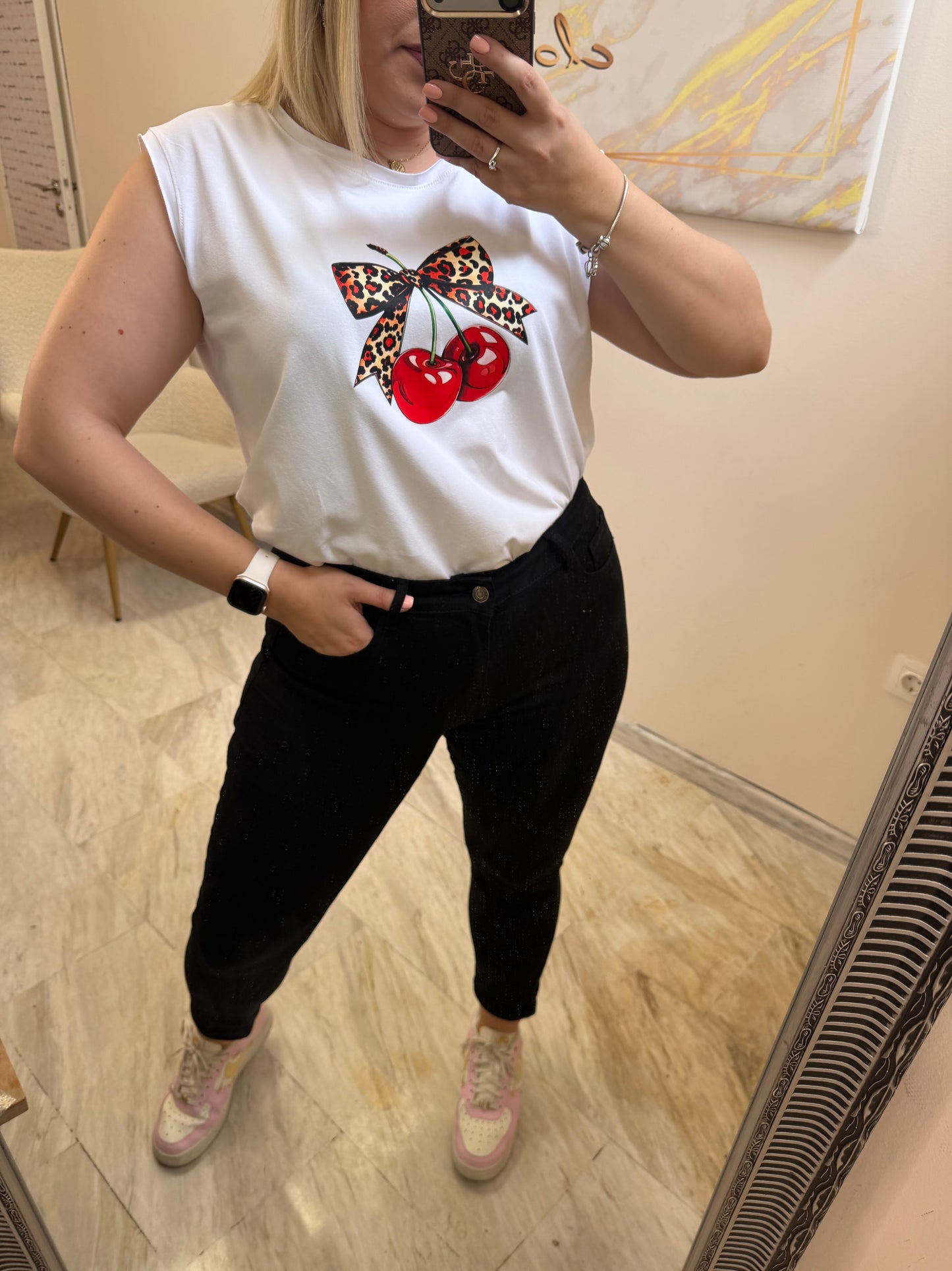 Mary mom fit Jean