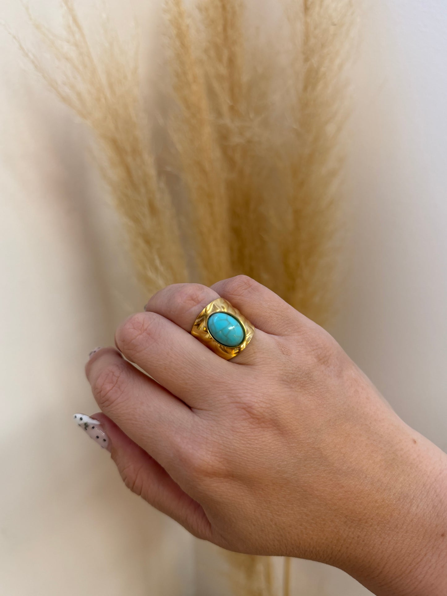 Ismini ring