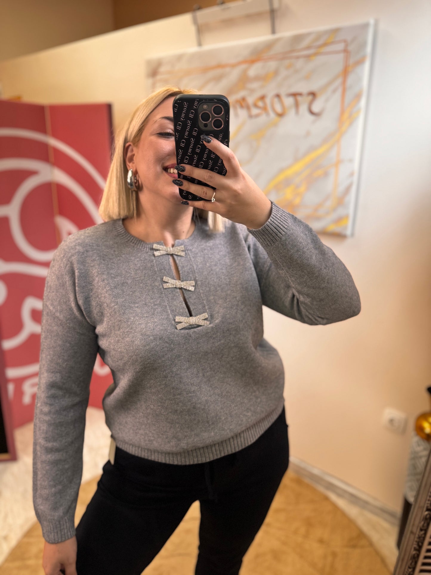 Πλεκτό με φιογκάκια