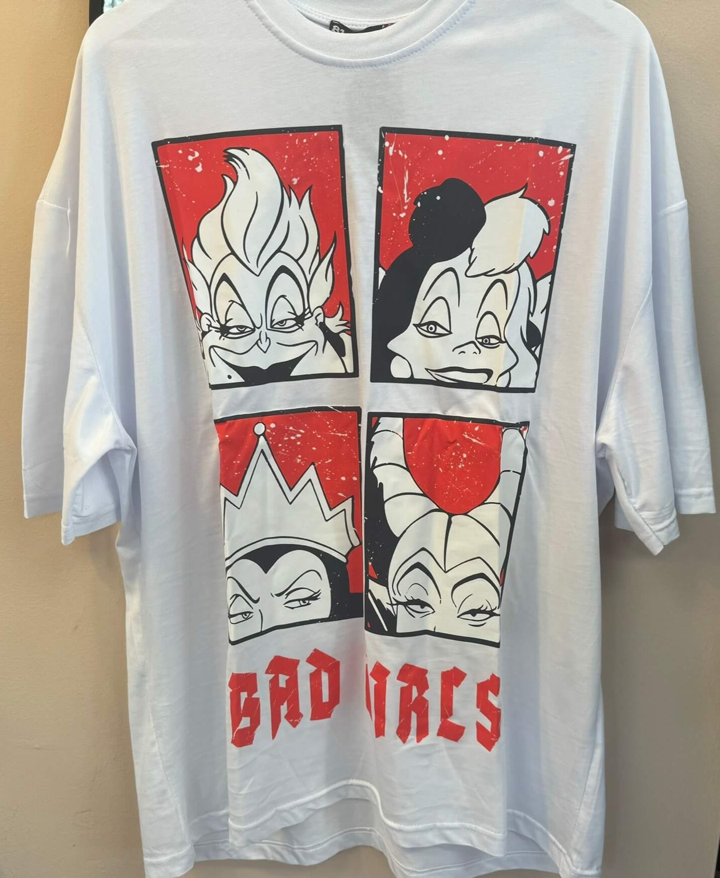 BAD GIRLS T-SHIRT