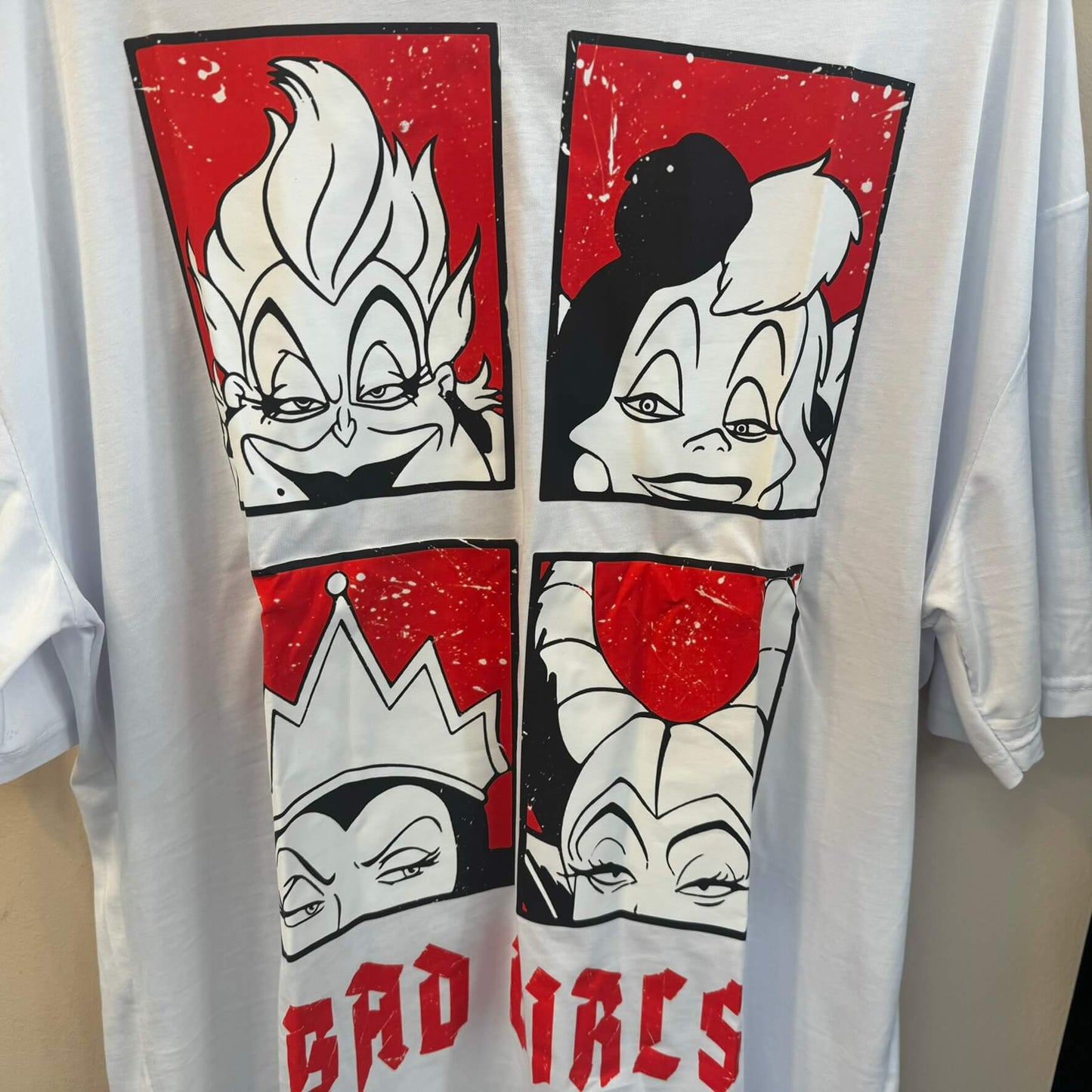 BAD GIRLS T-SHIRT