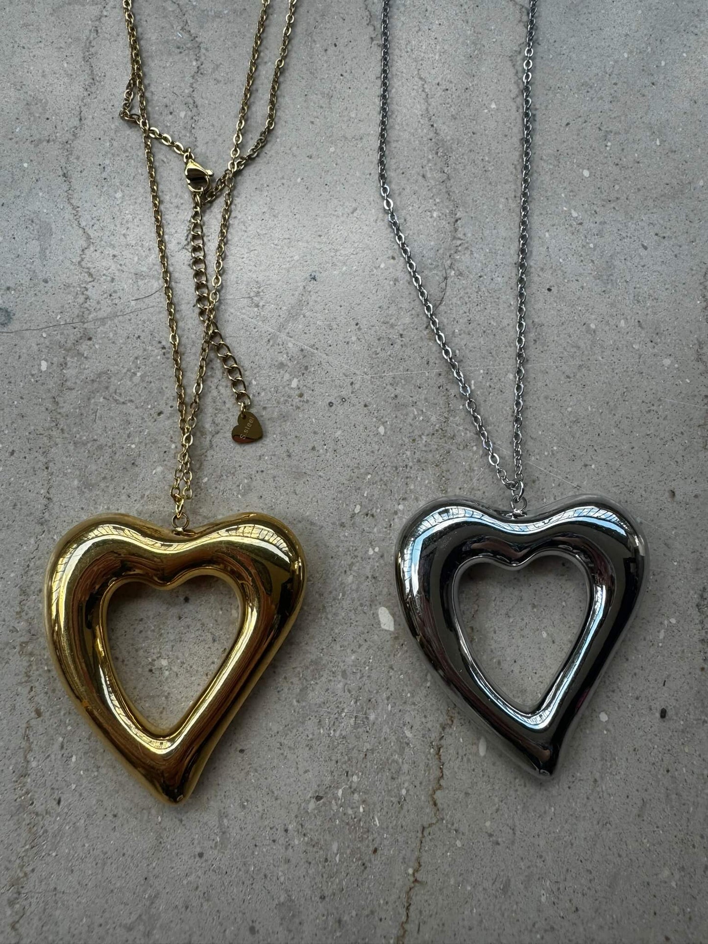 HEART NECKLACE