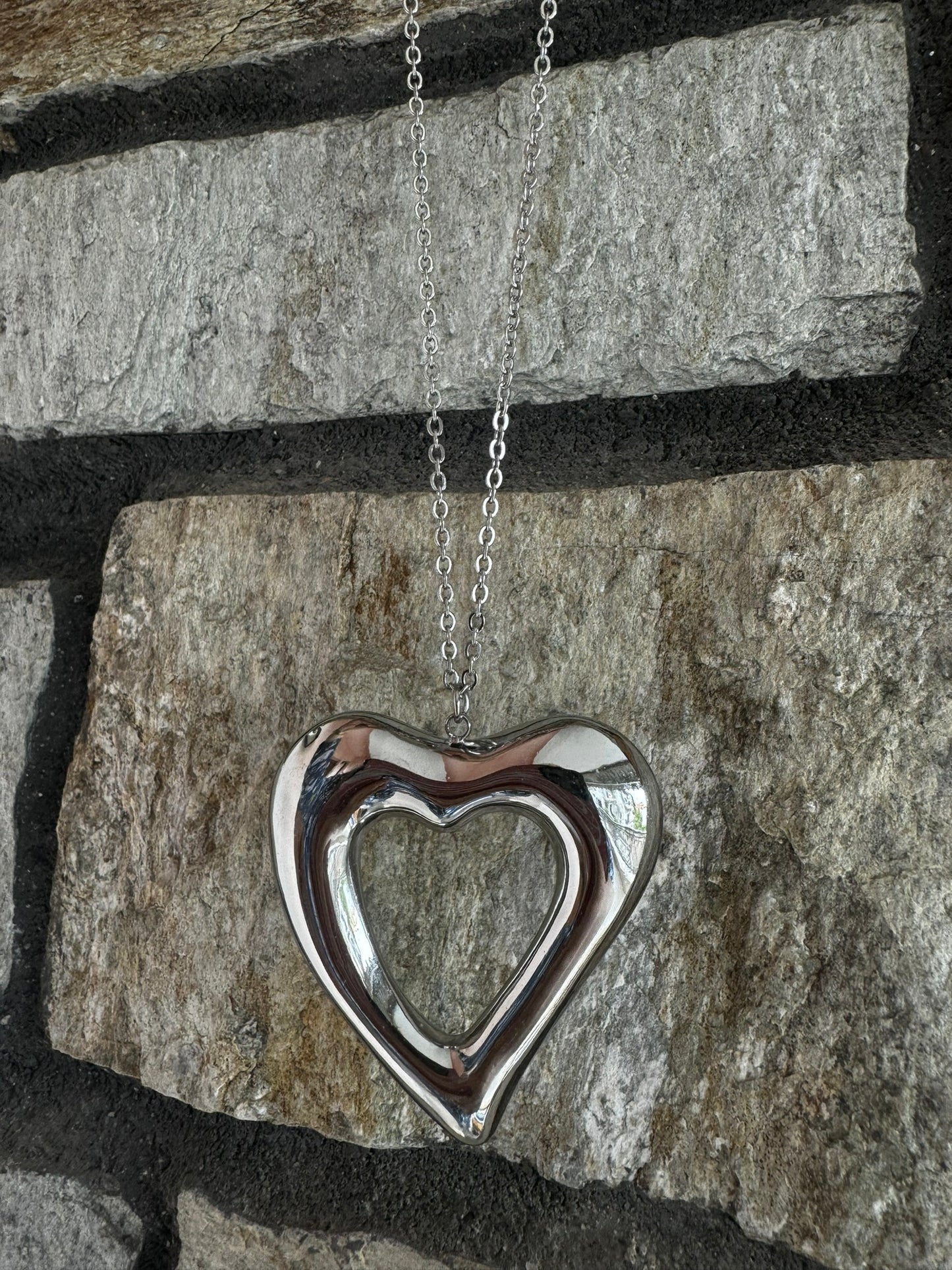 HEART NECKLACE