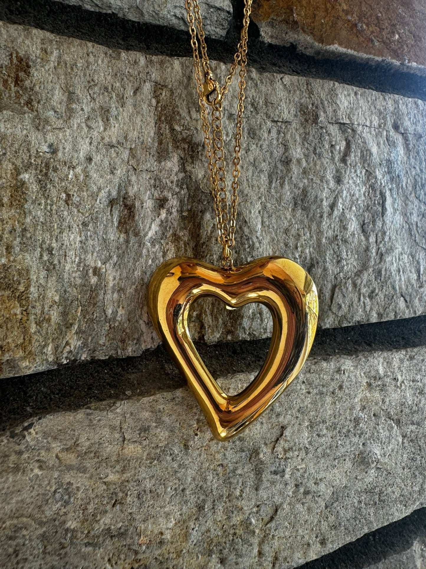 HEART NECKLACE